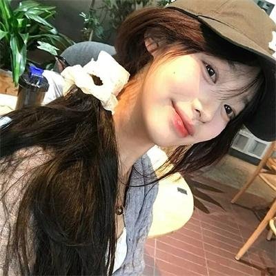 古城春色